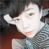 黑白条纹衣服男生头像