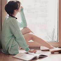 穿冬装女生头像_唯美又时尚