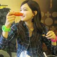 女孩00后头像_00后女孩青春活力无限