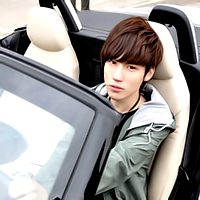 微信头像男生回眸 回眸才瞥见真挚的爱情