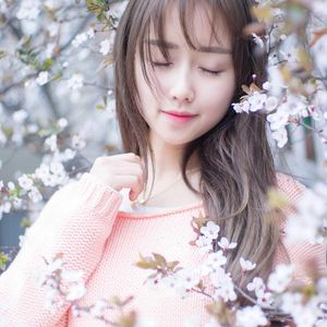 优雅微笑美女头像 笑的很好看的女生