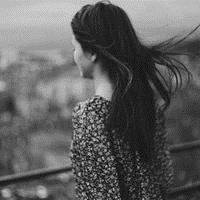 女生非主流头像背影_在岁月风尘里的女生背影