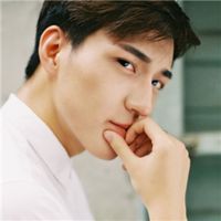 侧脸男头像 侧脸帅气轻熟男魅力