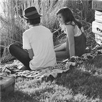 两人一张的黑白情侣头像