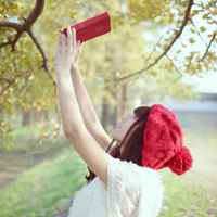 女生看书头像_唯美安静女生读书头像图片_喜欢这氛围书香