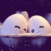 好看的陶瓷娃娃小摆件头像图片