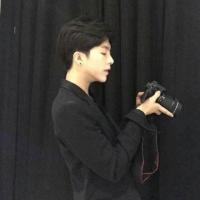 侧脸男头像 侧脸帅气轻熟男魅力