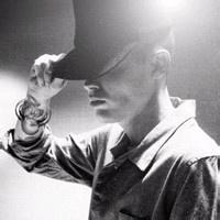 高冷黑白男生头像