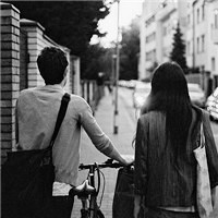 两人一张的黑白情侣头像