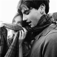 两人一张的黑白情侣头像