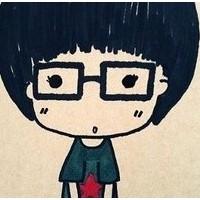 一男一女都带眼镜的动漫卡通图片头像