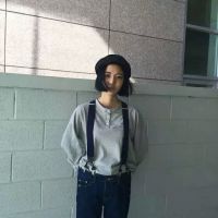 个性短发女生头像 个性十足的短发女生