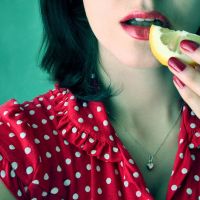 女生头像超拽魅惑红唇_红唇启心微醺