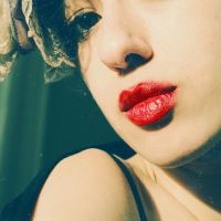 女生头像超拽魅惑红唇_红唇启心微醺