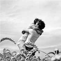 两人一张的黑白情侣头像