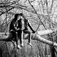 两人一张的黑白情侣头像