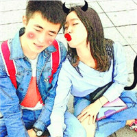 奇葩有创意的情侣头像