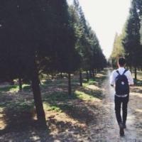 不腻好看的帅气男生背影头像图片