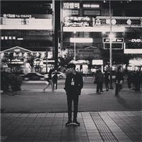 男生头像图片帅气黑白 有种冷酷的感动