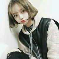 白发女生微信头像_一头白发也很个性