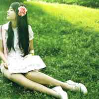 女生看书头像_唯美安静女生读书头像图片_喜欢这氛围书香