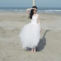 背对大海的头像女生 面朝夕阳背对大海