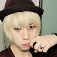 白发男生头像图片大全_帅气的男生白发头像图片