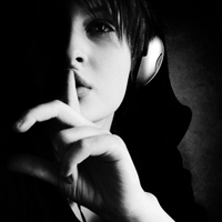 黑白女生头像霸气 超霸气的黑白女生头像图片