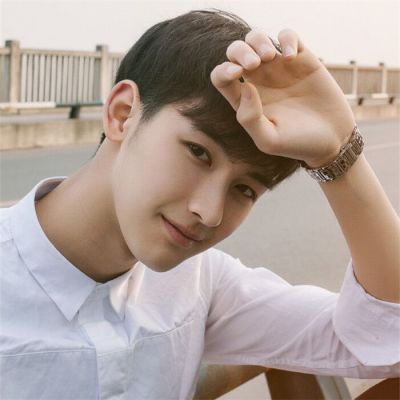 高清男生头像图片帅气阳光