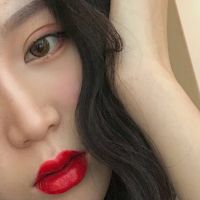 微信头像女生红唇高冷 红唇显高冷妩媚诱惑