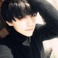 伤感男生帅气萌头像