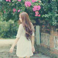 女生非主流头像背影_在岁月风尘里的女生背影