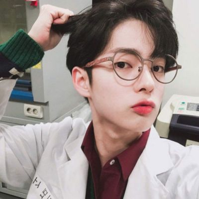 男生酷酷头像_好看高清酷酷的男生头