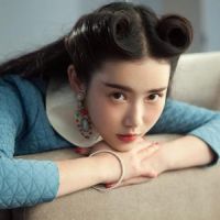 微信头像女生红唇高冷 红唇显高冷妩媚诱惑