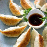 2018全家人吃饺子微信头像