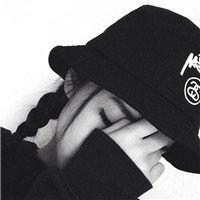 2018头像女生最新图片