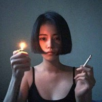 女生酷拽短发头像 短发女孩远离那烦恼和忧愁