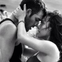 暧昧情侣头像_狂野暧昧欧美黑白情侣