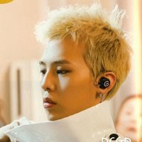 权志龙带字搞笑图片