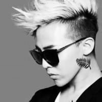 权志龙带字搞笑图片