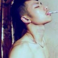肌肉型男头像卡通