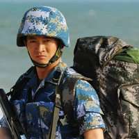 军人头像男