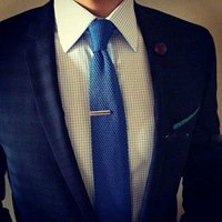 正装西服男头像