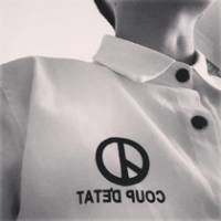清新上半身无头男头像