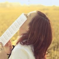 微笑伤感意境带字头像