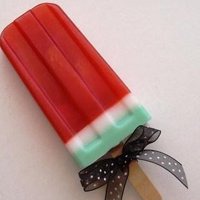 拿水果挡眼睛头像