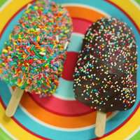 手拿水果小清新头像