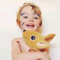 微信帅气小正太头像男生