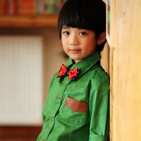 微信小正太带墨镜头像