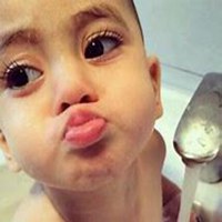 高冷正太微信头像